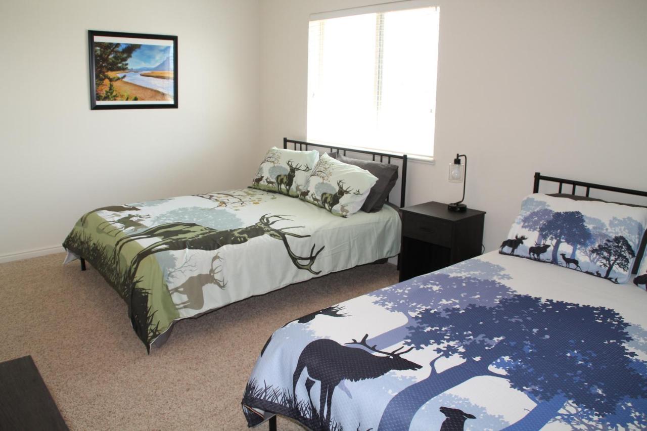 3 Queen Beds, 1 Twin Bed, 2 Rooms, 1 And A Half Bath, Self Check-In, Flexcation Equipped ไอดาโฮฟอลส์ ภายนอก รูปภาพ