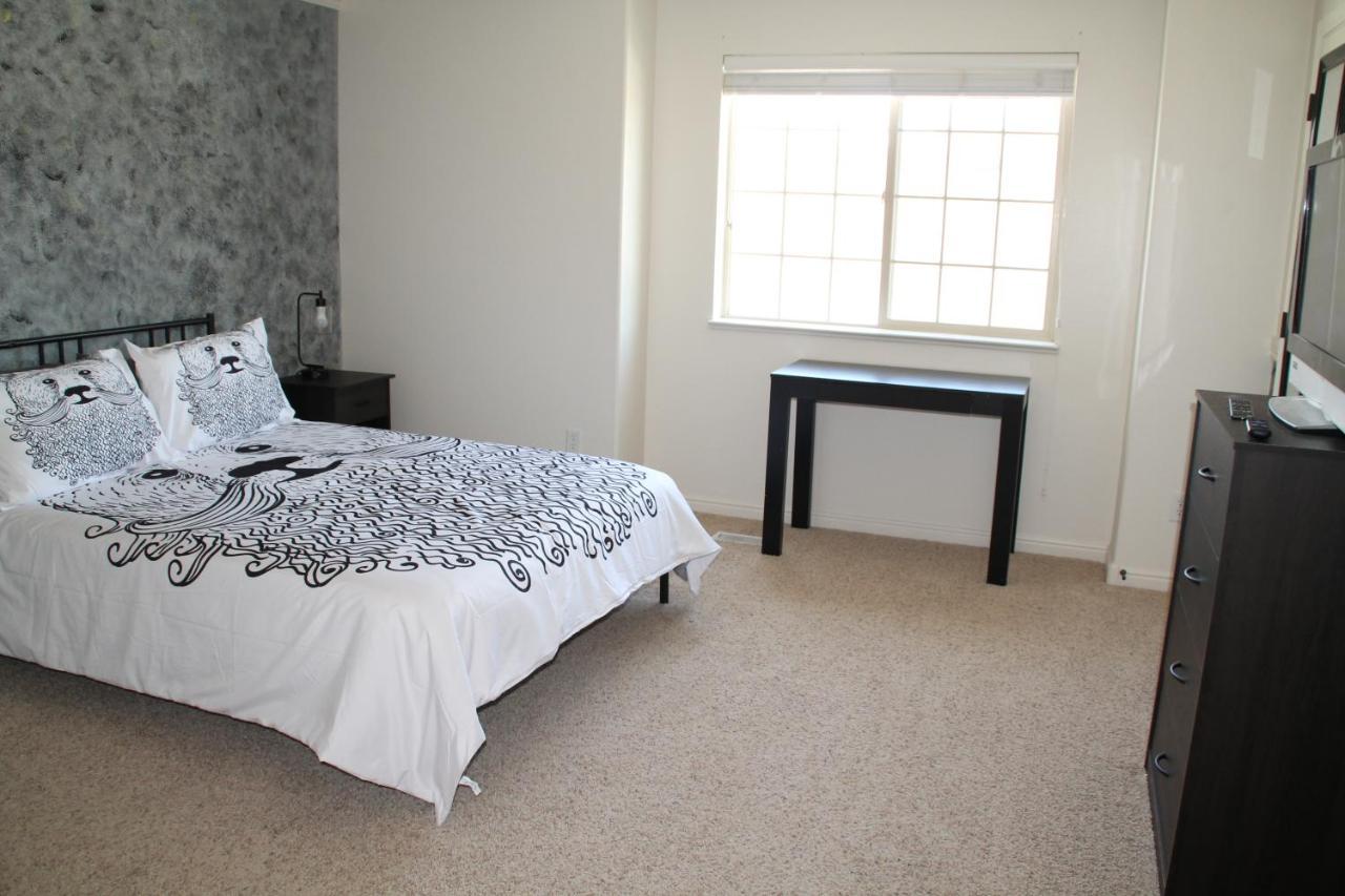 3 Queen Beds, 1 Twin Bed, 2 Rooms, 1 And A Half Bath, Self Check-In, Flexcation Equipped ไอดาโฮฟอลส์ ภายนอก รูปภาพ